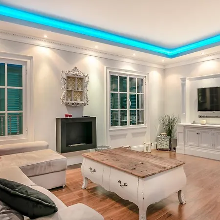 Weforyou 2 Bedrooms Penthouse At Center